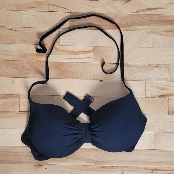 A simple bikini top from Ardene - Picture 5 of 9